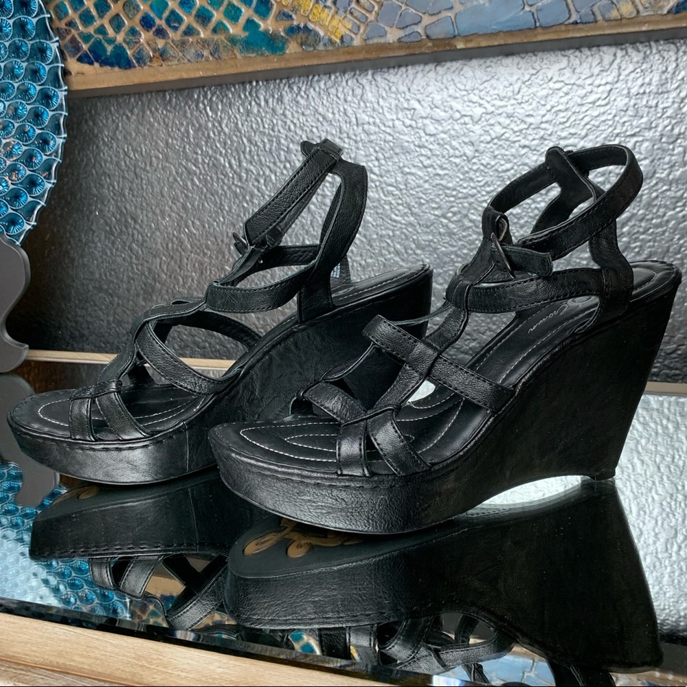 COPY - Black leather Born wedge sandals!